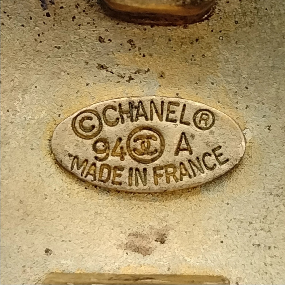 AUTH Chanel Vintage Brushed Gold Earrings - Picture 7 of 9